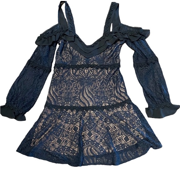 🍋 New For Love & Lemons Navy Blue Bridget Cold Shoulder Mini Dress  Small NWOT - Picture 5 of 12